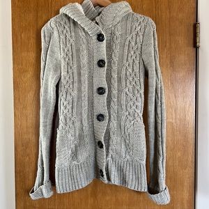 Womens medium knit sweater